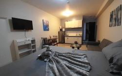 Comfortable Condo w/ nice view near Mactan Airport