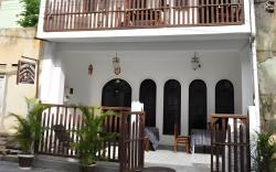 Thenu Rest Guest House