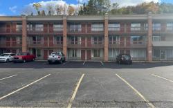 OYO Hotel Harriman near I-40