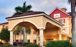 Hawthorn Extended Stay by Wyndham Naples