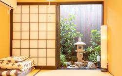 INN Plus General Castle, 3min walk to Nijo sta.