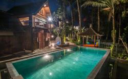 Amazing 4 bdrm Villa Tirta Padi w/Ricefield view