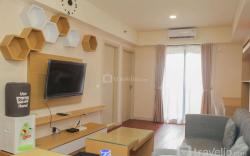 Comfort Nice 2BR at Meikarta Apartment By Travelio