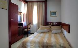 Hotel Consul