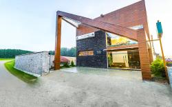 FabHotel Sholas Residency I - Nr. Rose Garden