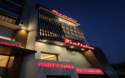 FabHotel California Heights