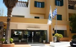 Elmi Beach Hotel & Suites