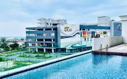 FIZALICHAA LADANG TANJUNG WITH POOL AND 4 BEDROOMS