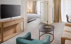 Hilton Suites Atlanta-Perimeter