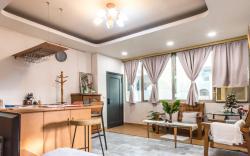 Chill 3 rooms with 1 bath City central near museum