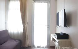 Pool View 2BR Apartment at The Jarrdin By Travelio