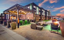Holiday Inn & Suites St. Cloud By IHG
