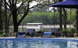 Azambezi River Lodge