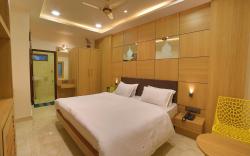 Hotel Mamta Palace, 500 meters from nakki lake