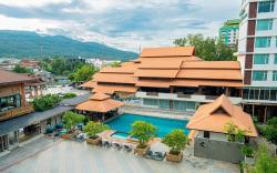 Khum Phucome Hotel