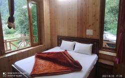 Hotel O Kamal Guest House Tirthan