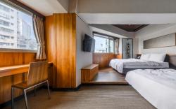 CHECK inn Express Taichung Fengchia