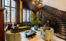 Sapphire House Antwerp, Autograph Collection