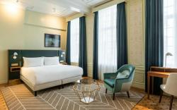 Sapphire House Antwerp, Autograph Collection