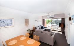 Mollymook Seascape Motel