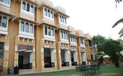 Hotel Pratap Palace
