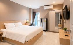 The Fifth Residence Hotel