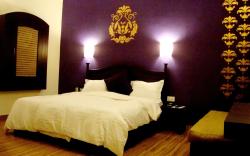 La Casa Hotel