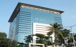 Vivanta Thane LBS Road
