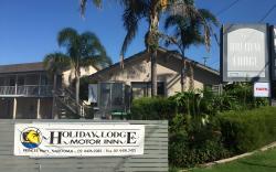 Holiday Lodge Motor Inn