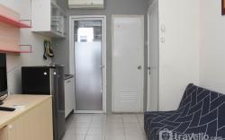 Nice Living 2BR at Green Pramuka City By Travelio