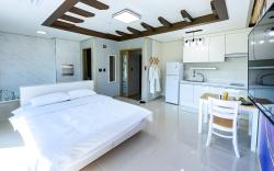 Yeosu Sora Noeul Pension