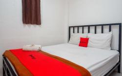 RedDoorz @ Jalan Somba Opu Losari