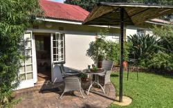 Rockfig Cottage for 2 people with wonderful private terrace in garden