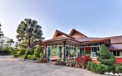 Golden Nakara Resort Maesai