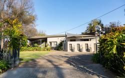 Glen Maine Guest House