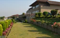 Taj Dal View, Srinagar