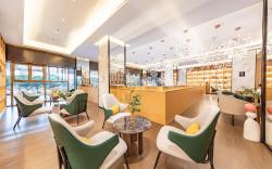 Atour Hotel Zhuhai Gongbei Fuhuali Huanyu City
