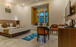 ARISTA - A Luxury Boutique Hotel