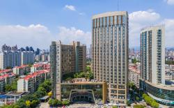Starway Hotel Nanchang Honggu Middle Avenue Qiushui Square