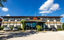 B2 Airport Boutique & Budget Hotel
