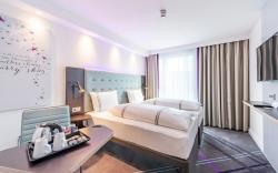 Premier Inn Stuttgart City Centre