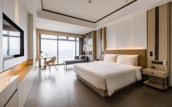 Atour Hotel Tonglu Fuchun River