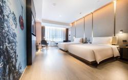 Atour Hotel Zhuzhou Xiangjiang Fengguangdai