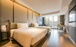 Atour Hotel Beijing Lize Finance Business Unit
