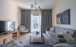 Luxury Apartment in the Iconic Park Towers