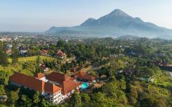 Royal Hotel and Villa Trawas