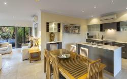 The Pearle of Cable Beach