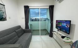 KK SUTERA AVENUE 2 ROOM OPPOSITE IMAGO 6-7pax【32B】