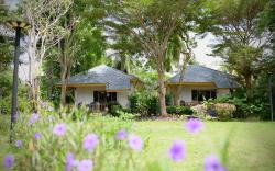 Saphli Villa Beach Resort