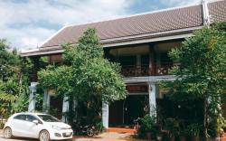 Pangkham Lodge